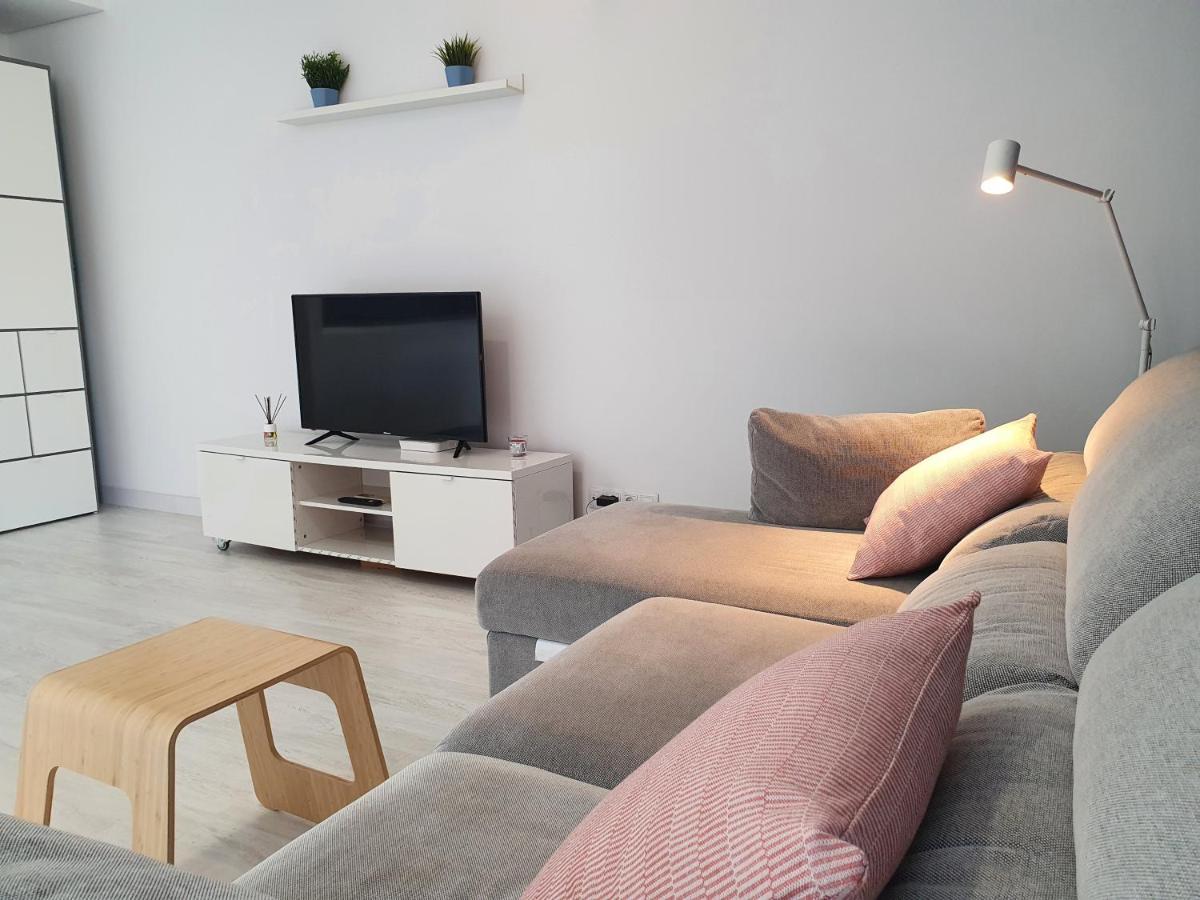شقة Aeropuerto Loft Poligono مانيسيس الغرفة الصورة